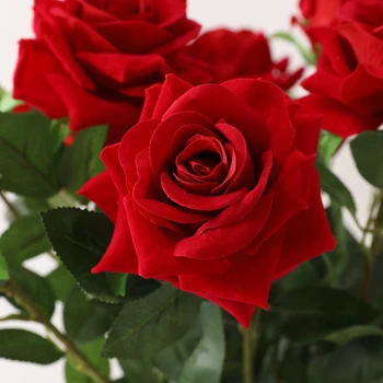 Aqumotic Красиви копринени изкуствени рози Сватбен декор за дома на масата Дълъг букет от изкуствени растения Подарък за Свети Валентин