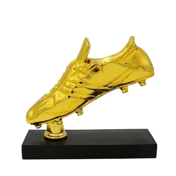 Фигурки трофеи футболна златни обувки от смола, футболни трофеи на шампионите, подарък началото фанату, декорация за вашия офис, модел декор, занаяти